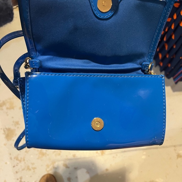 Preloved/like new  Tory Burch Perforated Logo Clutch Bag - Picture 4 of 5